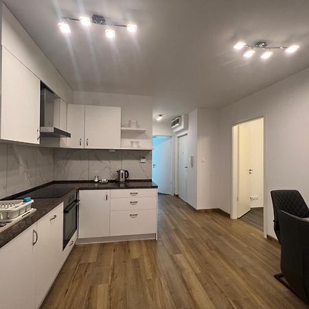 Modern Apartman Szeged Luaran gambar